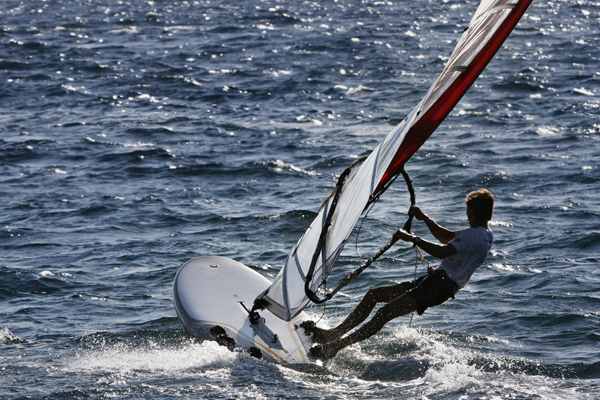 Bol Windsurfing